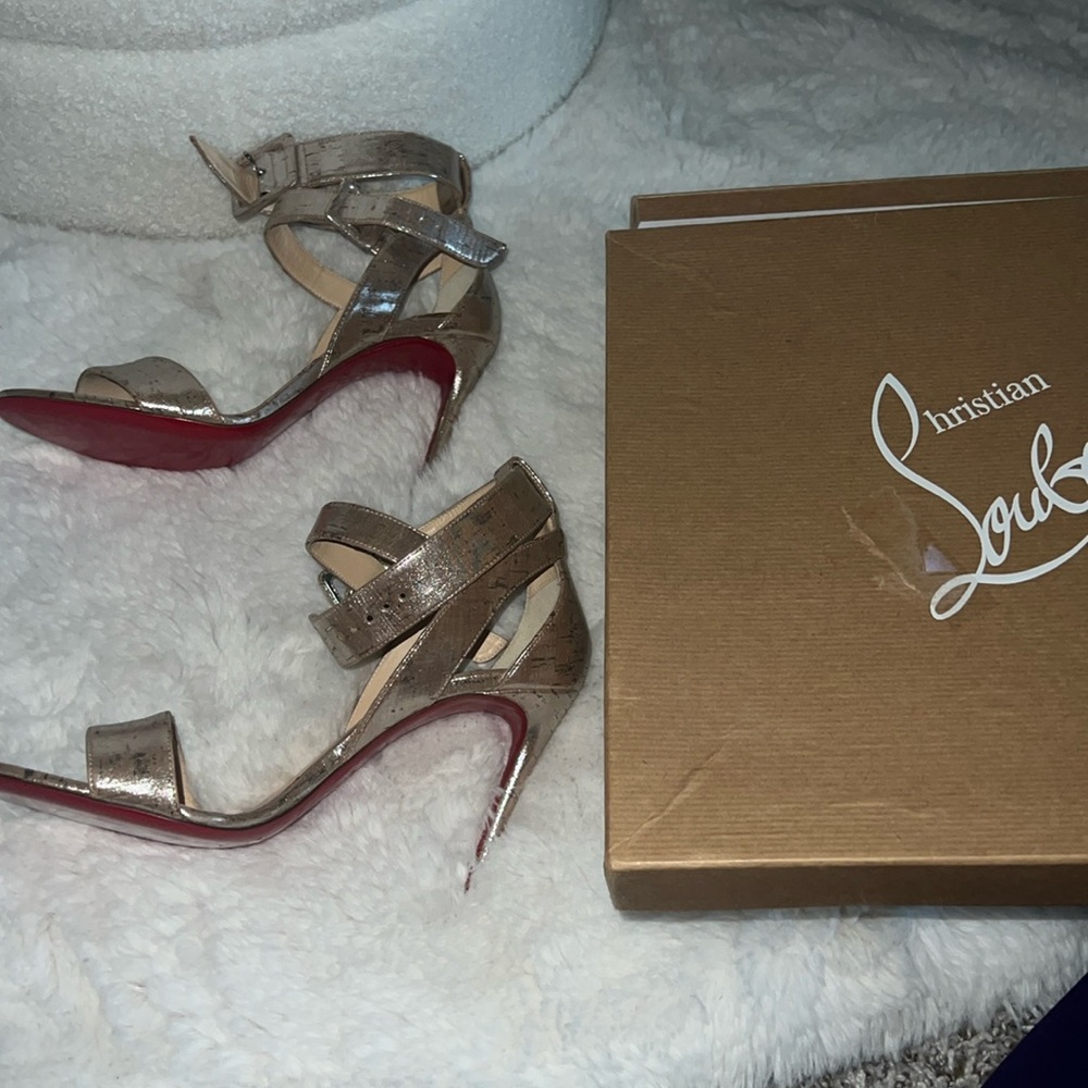 Christian Louboutin gold sandals - Picture 7 of 7